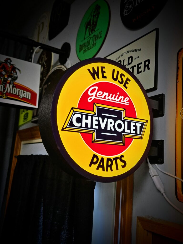 We Use Chevrolet Round Lightbox