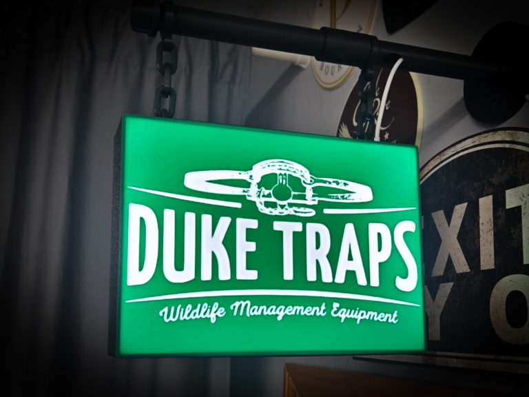 Duke Traps Horizontal Style Lightbox